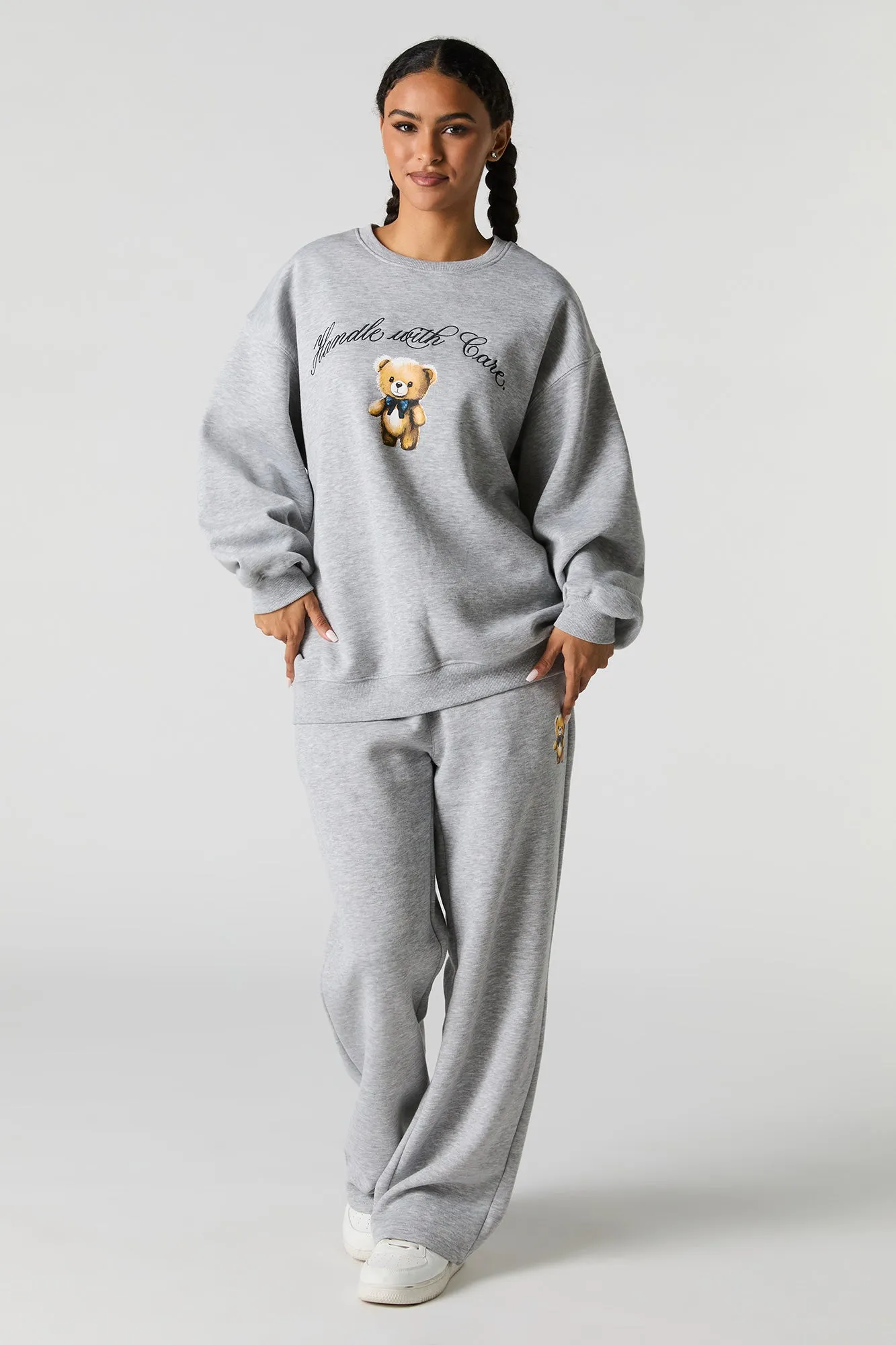 Graphic Fleece Oversized Sweatshirt