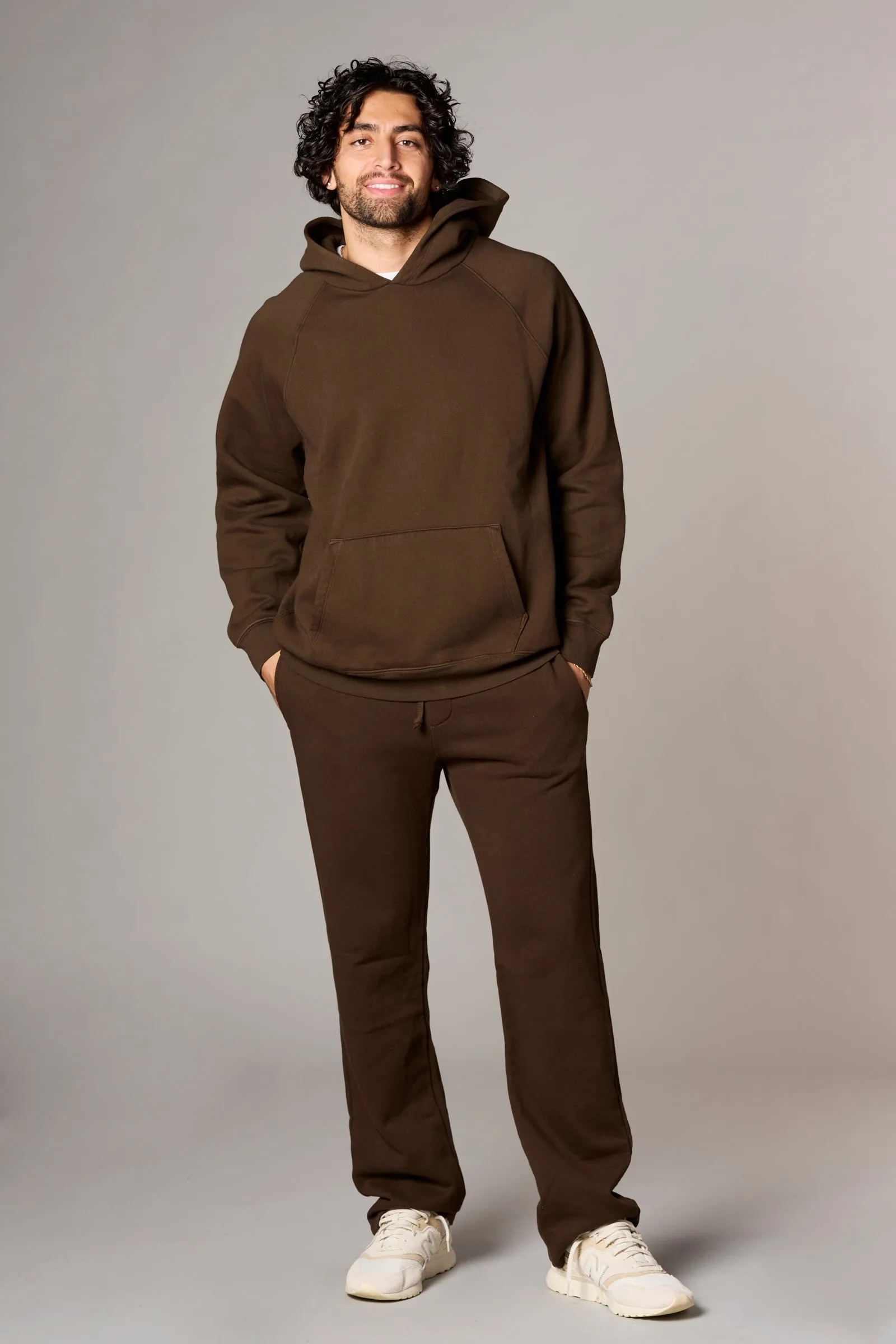 Meyer Long Sleeve Pullover Hooded Sweatshirt in Coffee Bean