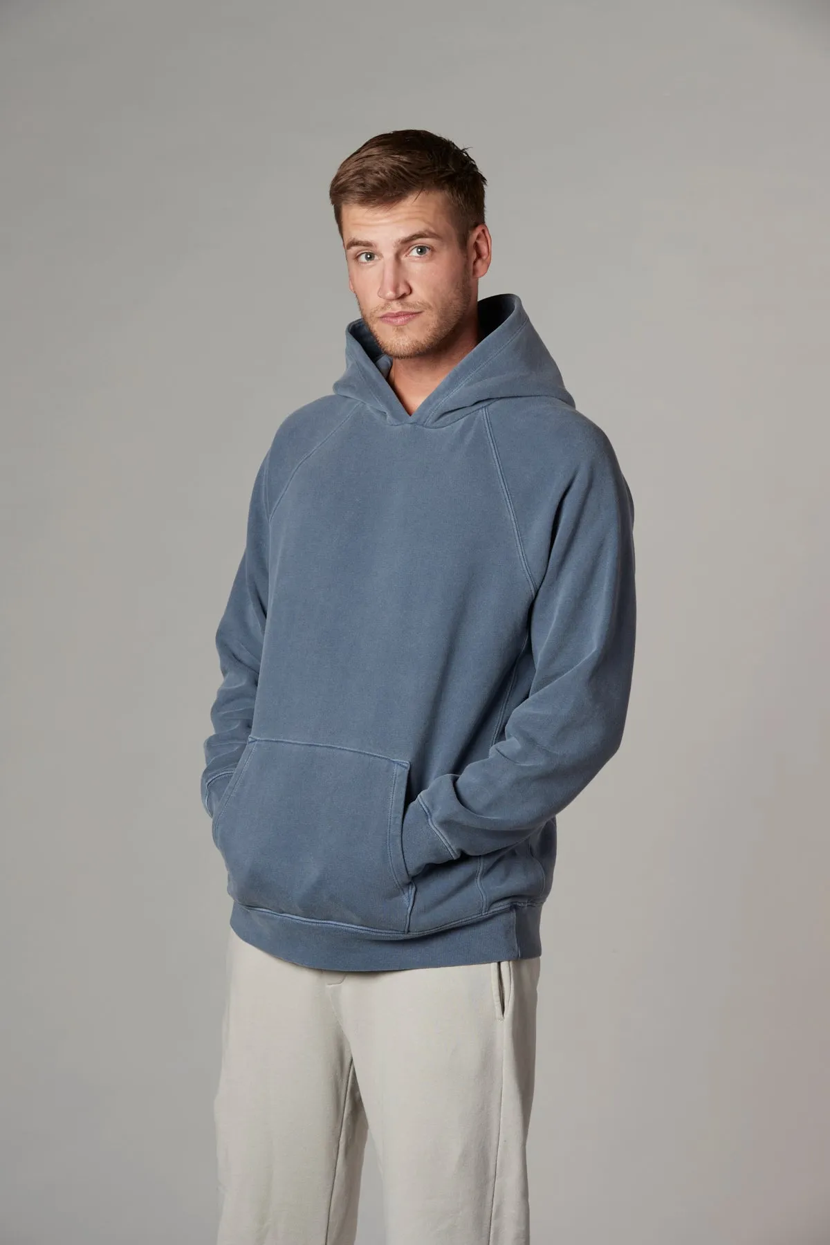 Meyer Long Sleeve Pullover Hooded Sweatshirt in Faded Navy