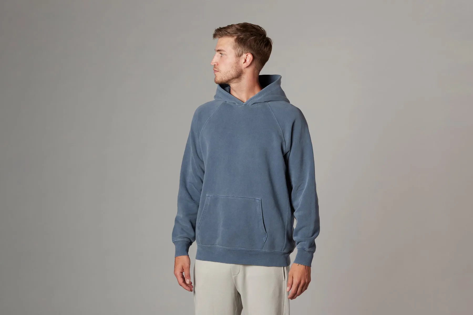 Meyer Long Sleeve Pullover Hooded Sweatshirt in Faded Navy