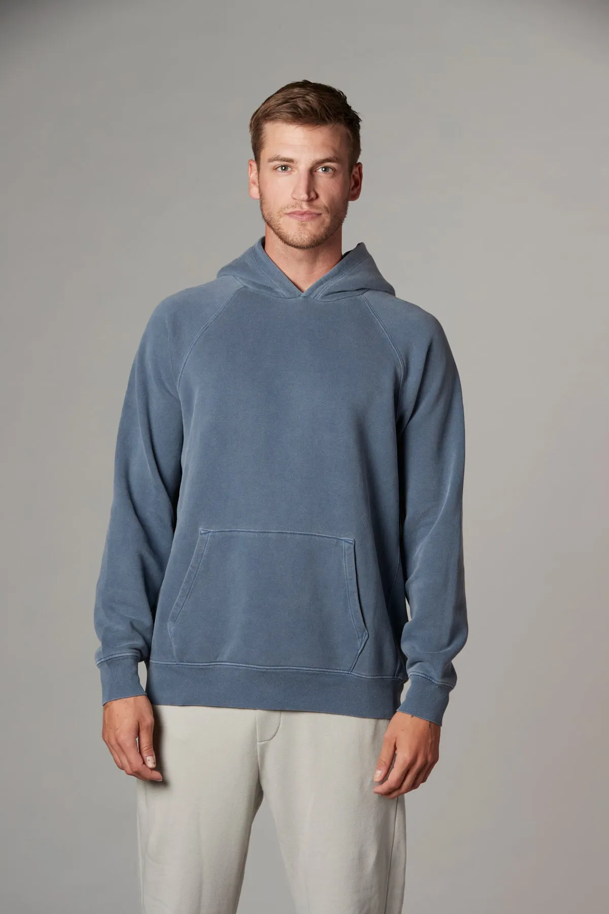 Meyer Long Sleeve Pullover Hooded Sweatshirt in Faded Navy