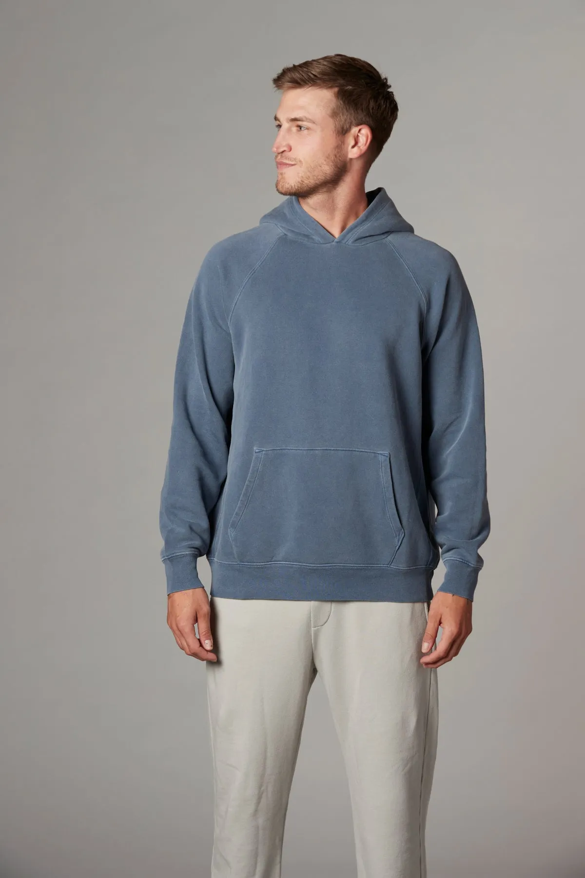 Meyer Long Sleeve Pullover Hooded Sweatshirt in Faded Navy