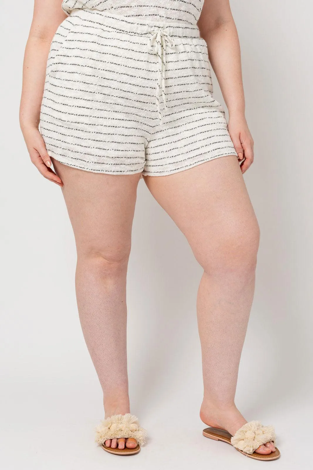 Plus Size Elastic Elastic Self Tie Stripe Shorts