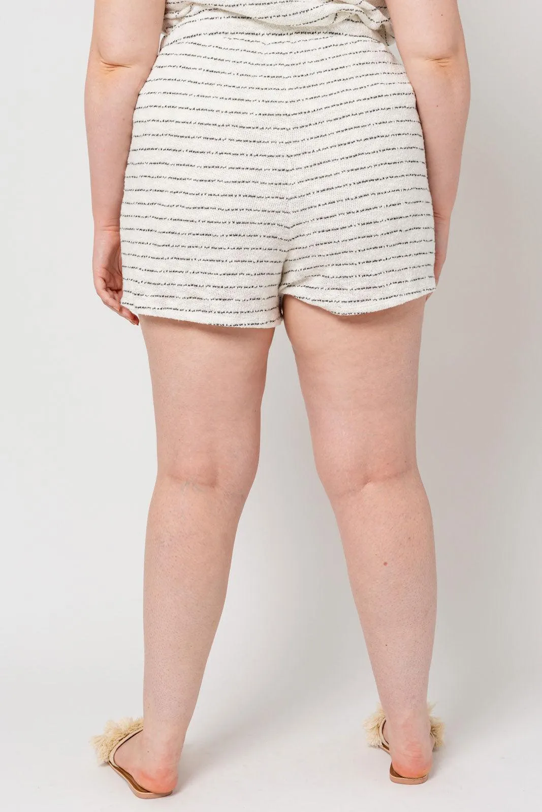 Plus Size Elastic Elastic Self Tie Stripe Shorts