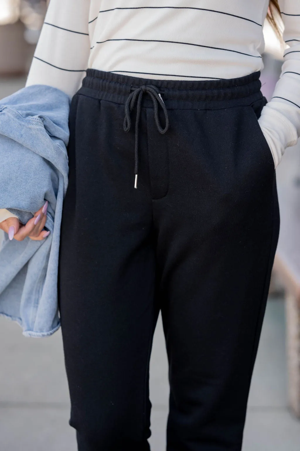 Simple Cinched Bottom Sweatpants