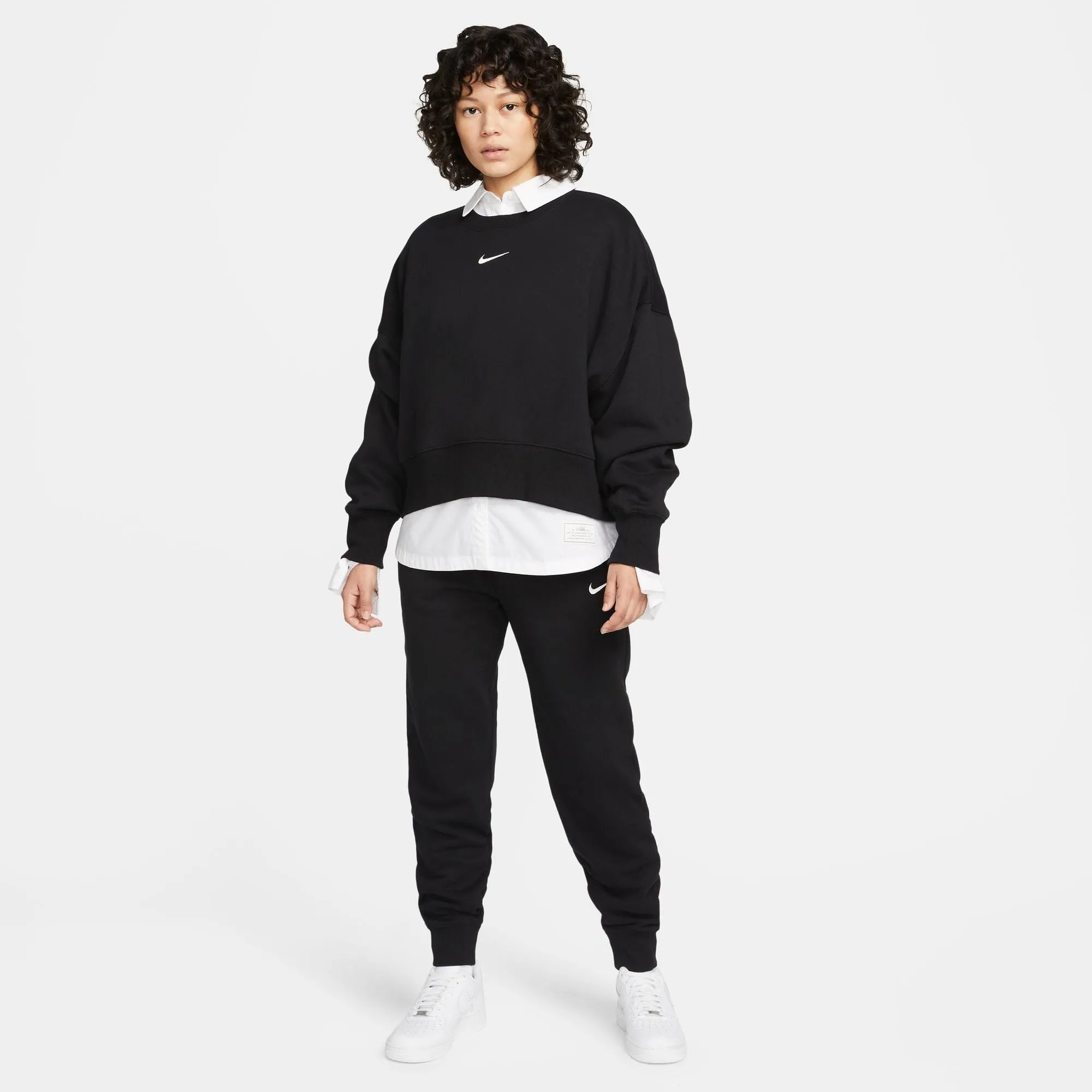 Women's Over-Oversized Crew-Neck Sweatshirt (DQ5761-010)